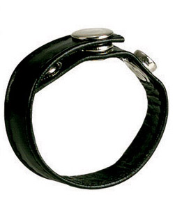 BLACK LEATHER RING - Click Image to Close